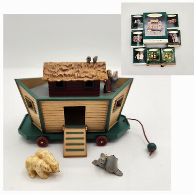 Hallmark Keepsake Special Edition NOAH'S ARK 3 Piece Set w/ 7 Extra Animals Mini
