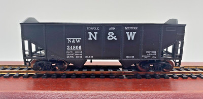 HO Scale Norfolk & Western Twin Bay Hopper 34806, DC, Kadee-Kupplung