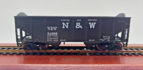 HO Scale Norfolk & Western Twin Bay Hopper 34806, DC, Kadee-Kupplung | Zustand: Gebraucht