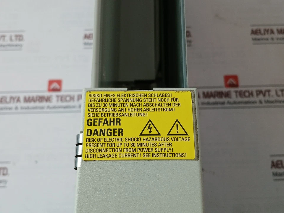 Siemens 6SN1123-1AA00-0CA2 Simodrive 611P No Poder Módulo Lt-Modul Interior 50A - Imagen 4 de 4