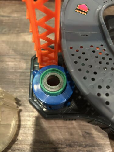 1997 Mattel Hot Wheels World 3-Level Car Wash Mattel Wheels #16756 Incomplete - Picture 4 of 10