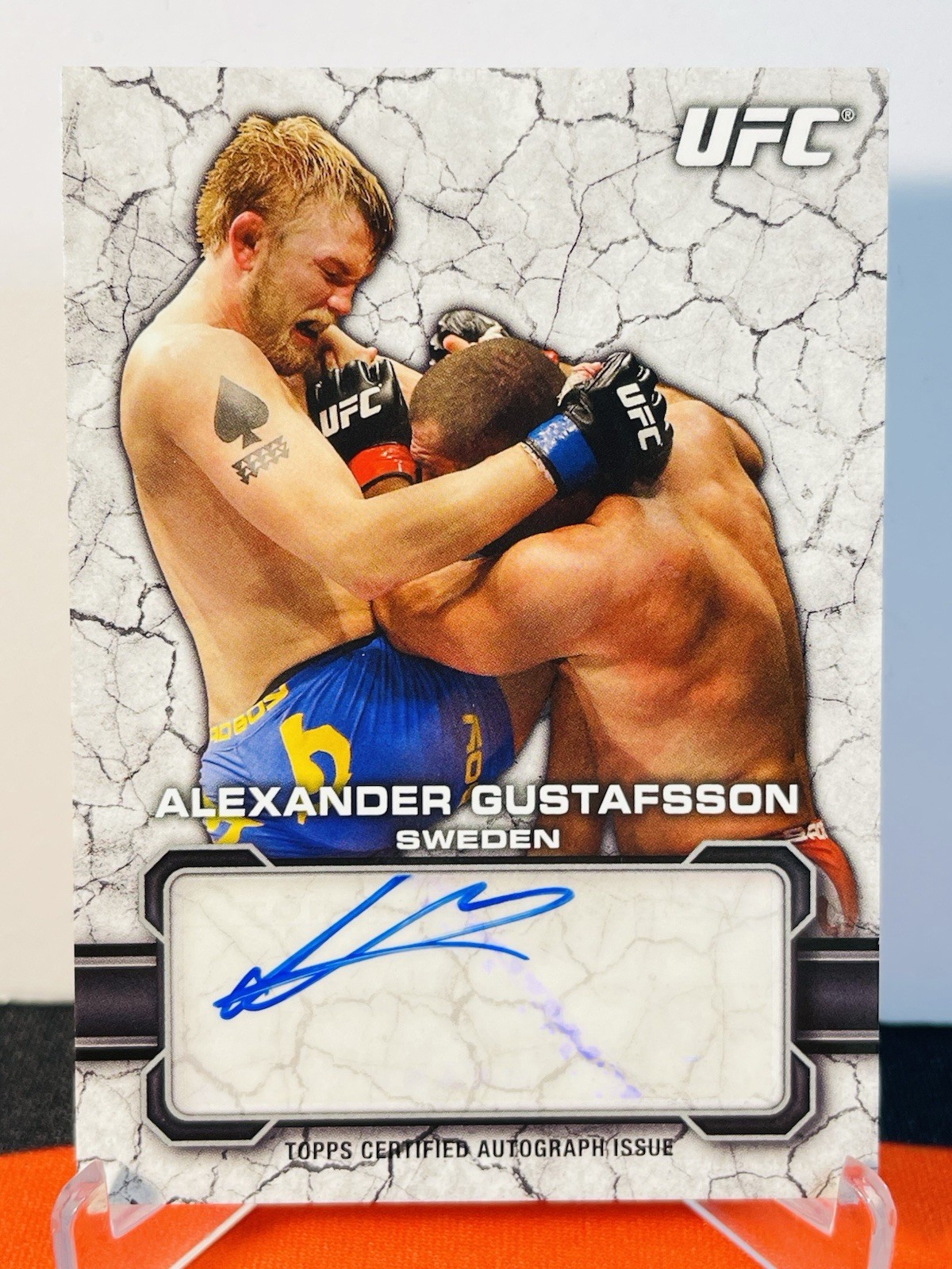 Alexander Gustafsson #FA-AG Ufc Cards 2013 Topps UFC Bloodlines Autographs trading card — raw and PSA graded price guide