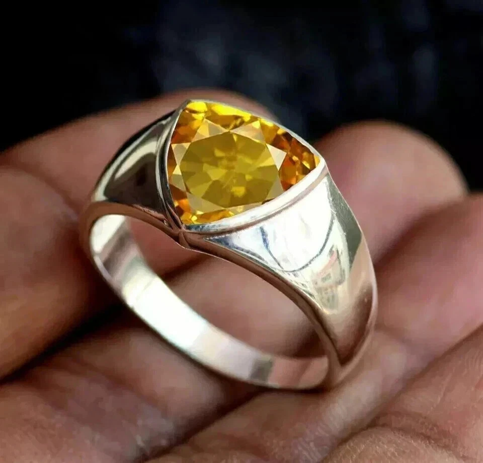 Anillo de boda para hombre de citrino creado en laboratorio de corte de 1 quilón acabado en oro blanco de 14 quilates Foto 3 de 3