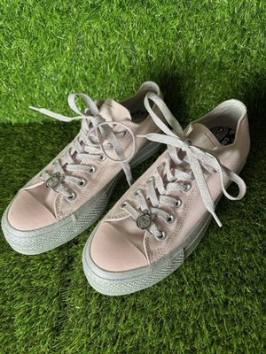 Size 9 US-Converse Chuck Taylor All Star Lift Low x Miley Cyrus Pink 2018