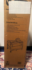Baby Trend Lil' Snooze Deluxe II Bassinet/Playard Canopy Changer Wheels L74