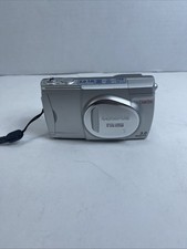 Olympus Camedia D-550 Zoom 3.0MP Digital Camera