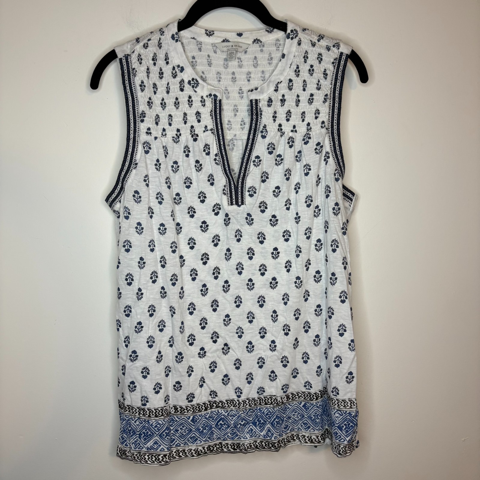 Lucky Brand White and Blue Floral Smocked V-neck Tank Top Size Medium