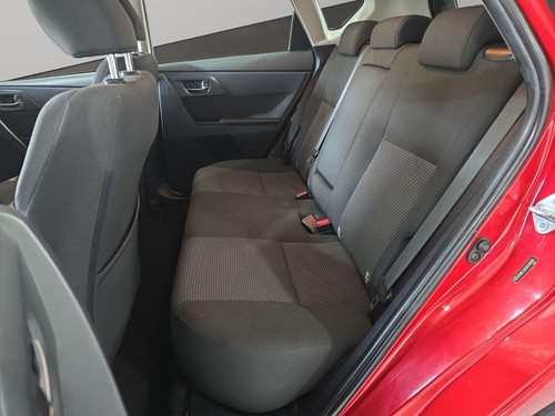 2013 Toyota Auris 1.6 V-Matic Icon Euro 5 5dr HATCHBACK Petrol Manual - Picture 13 of 24