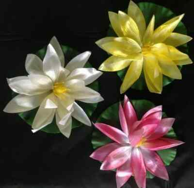 3 FLOATING ARTIFICIAL BLOOMING WATER LILY FLOWERS FOR POND 6 inches