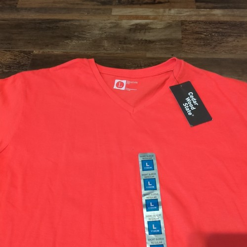 Cedar Wood State T-Shirt Herren Large Rot Kurzarm Baumwolle Kurzarm V-Ausschnitt - Bild 2 von 5