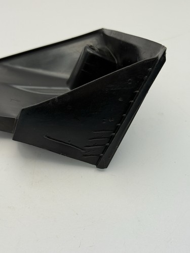 85-07 OEM Honda Elite CH80 Front Left Turn Signal Cover 53213-GE1-770ZA - Picture 6 of 7
