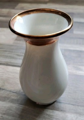 Royal K M Porzellan Bavaria Germany Handarbeit 58/1 Vase