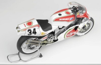 BEEMAX BX13001 1/12 RGV500 (1993) World Champion Model Car | eBay