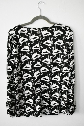 Neu mit Etikett luxuriöses Damenshirt S - abstraktes schwarz-weißes Muster - Bild 2 von 9