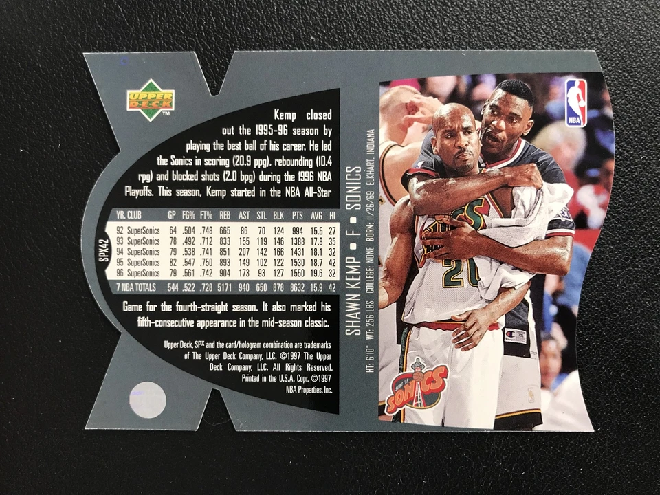 1997 SPx #SPX42 Shawn Kemp Seattle SuperSonics Gold Die-Cut - Image 2 of 2
