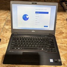 Fujitsu Lifebook U748 14 FHD i5-8250U 8GB 256...