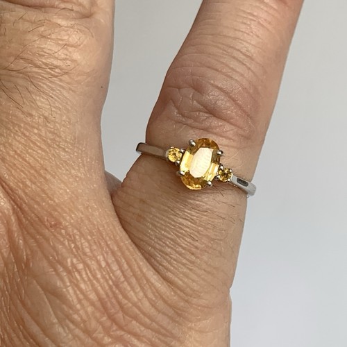9ct White Gold Yellow Sapphire Ring Size K 5.25 Oval 9K 375 Boxed - Picture 13 of 16