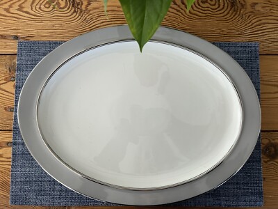 EUC- Easterling Majestic 16  Oval Serving Platter -Gray on White w/Platinum Trim