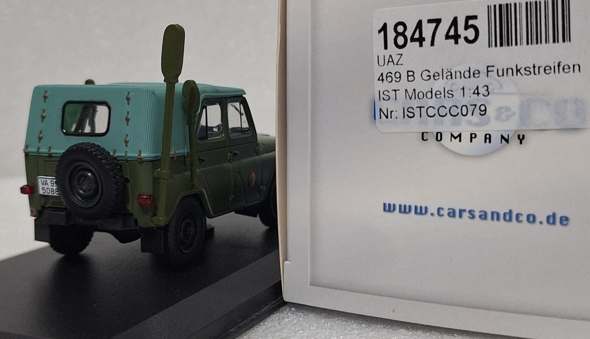 UAZ 469 B Army Green R1125 NVA 1975 1:43 IST CCC079 1 of 999 PCS
