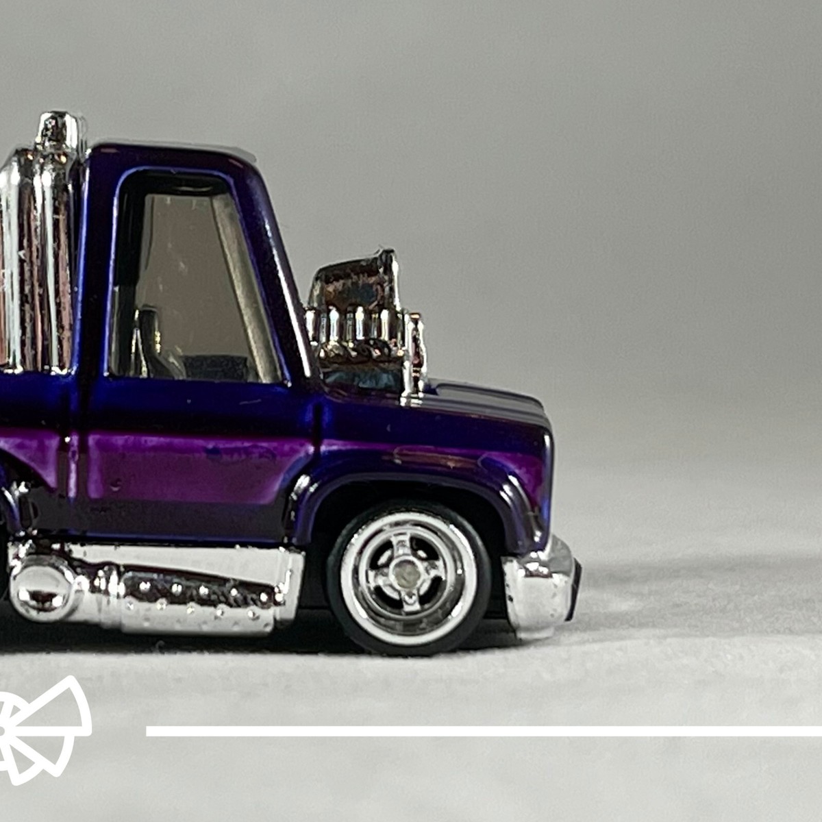 Hot Wheels TOON'D '83 CHEVY SILVERADO CHEVROLET Custom Build Tow