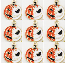 new 40Pcs Halloween Charm bracelet necklace Pendants DIY Jewelry Making