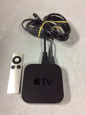 Apple TV (3rd Generation) 8GB HD Media Streamer - A1469, GENUINE APPLE REMOTE