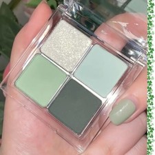 GREEN shimmer matte EYESHADOW quad pressed powder 🍀 CLOVERS 🍀