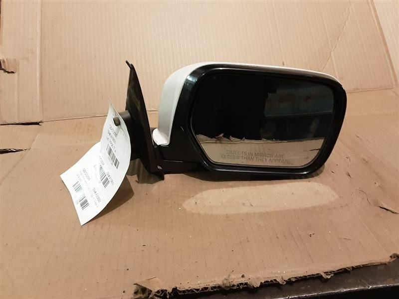 Passenger Side View Mirror Power Non-heated Fits 03-06 OUTLANDER