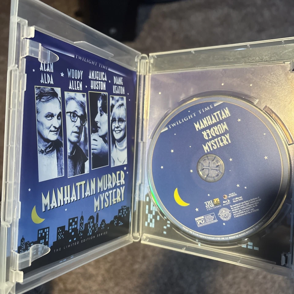 Manhattan Murder Mystery (1993, Blu Ray) Twilight Time Limited 3,000, Booklet - Image 3 of 3