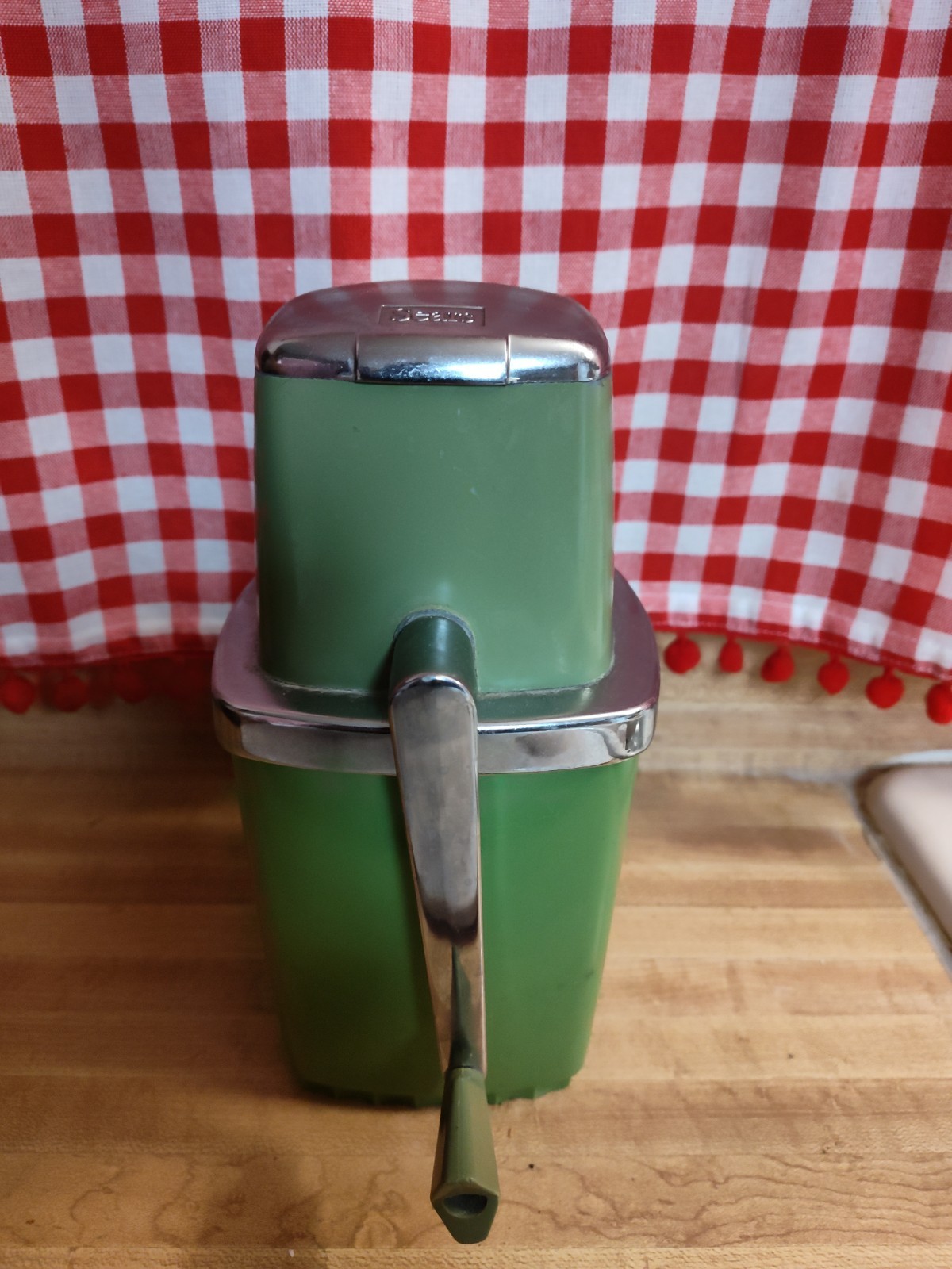 Swing-A-Way Vacu-Base Ice Crusher 1960年代 Vintage Swing-A-Way Ice Crusher with 