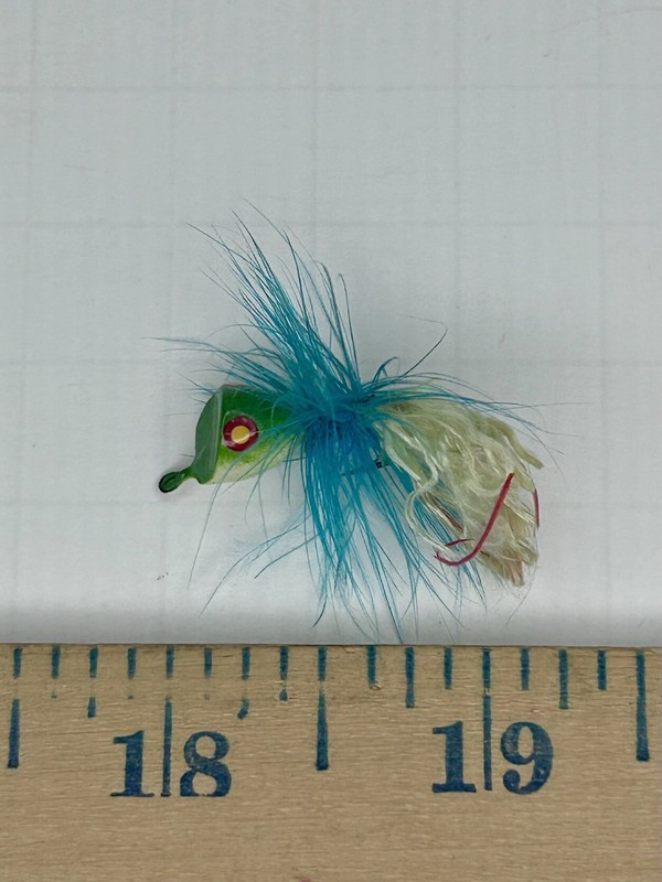 Vintage Fly Hair Feather Popper Topwater Bait Fishing Lure