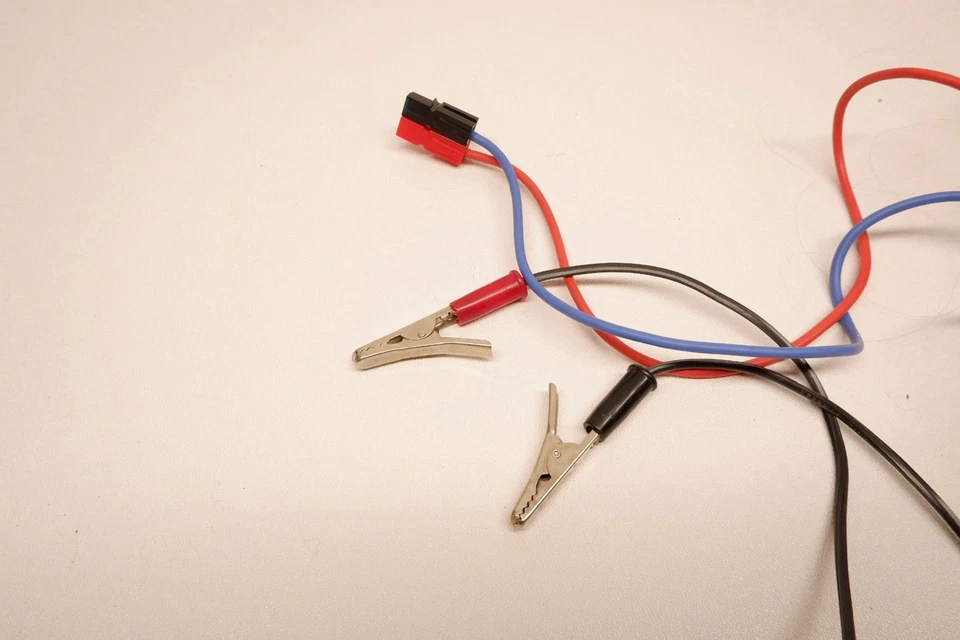 Vintage RC Tekin BC210 Pro-Flex DC Charger - Image 3 of 4