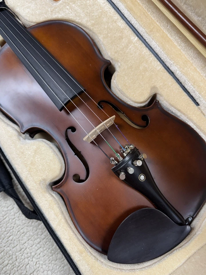 Cecilio 4/4 CVN-EAS+SR Solidwood Ebony Fitted Violin W/HardCase Brand New - Image 4 of 4