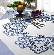 Stickpackung KLASSISCHE BLUMEN Tischdecke 80x...