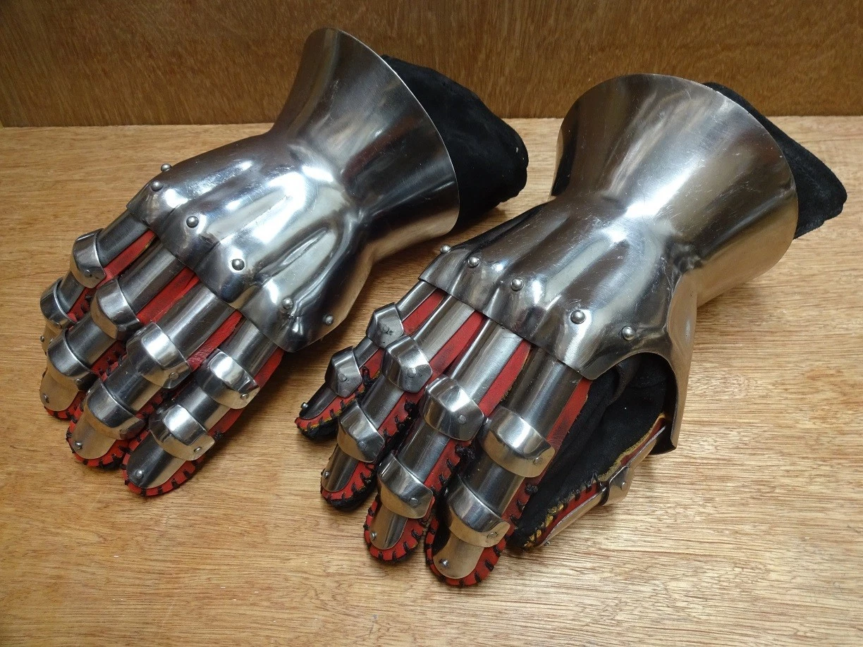 Hourglass Gauntlets Viking Medieval 16 Gauge. Costume Re-enactment Stage or LARP - Picture 1 of 3