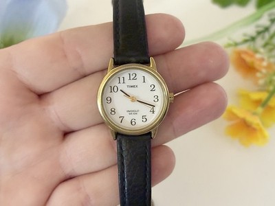 Classic Timex Indiglo WR Easy Reader Womens Watch Gold Case Leather Strap WORKS!