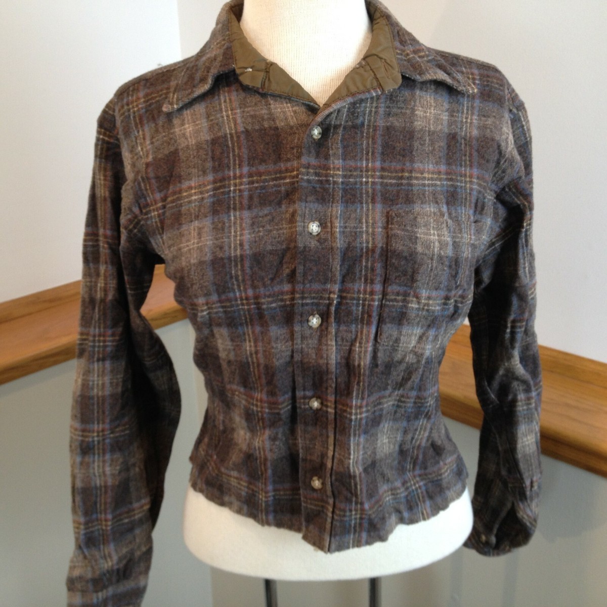 VTG PENDLETON 100% Virgin Wool Cut-Off Full Button Long Sleeve Top