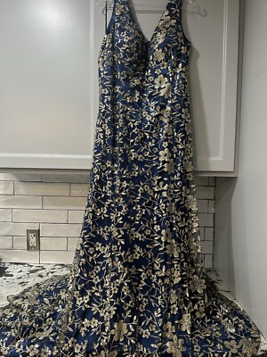 green emerald velvet dress Gold Sweetheart Beaded Sparkles Court Train Flowers Prom Dresses
