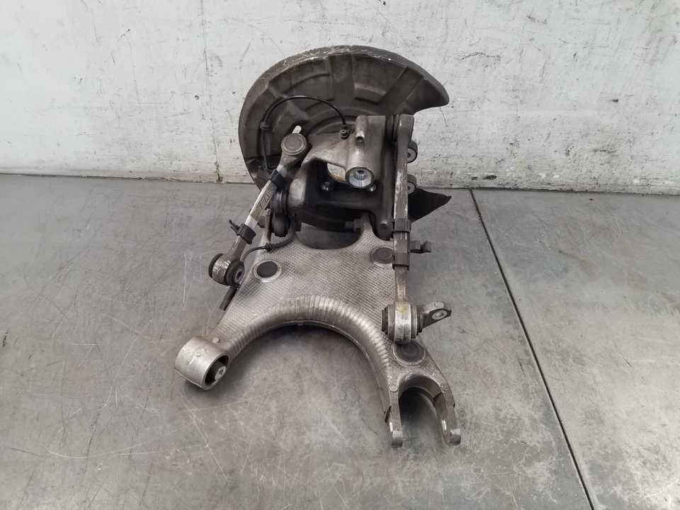 BMW M5 F10 2013 brazos de control de nudillo trasero izquierdo #6234 Q1 Foto 3 de 4