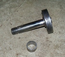 John Deere 300 314 316 317 318 322 330 332 46 50 Deck OUTSIDE Spindle Shaft