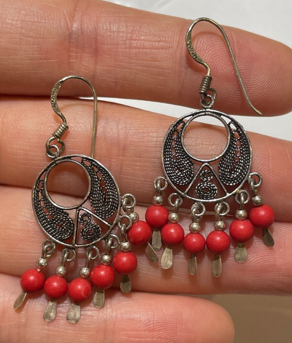 Peigne Ornement Antique En Argent Massif Et Corail Rouge - Sculpture Papillon Et Perles - Vintage, Occasion