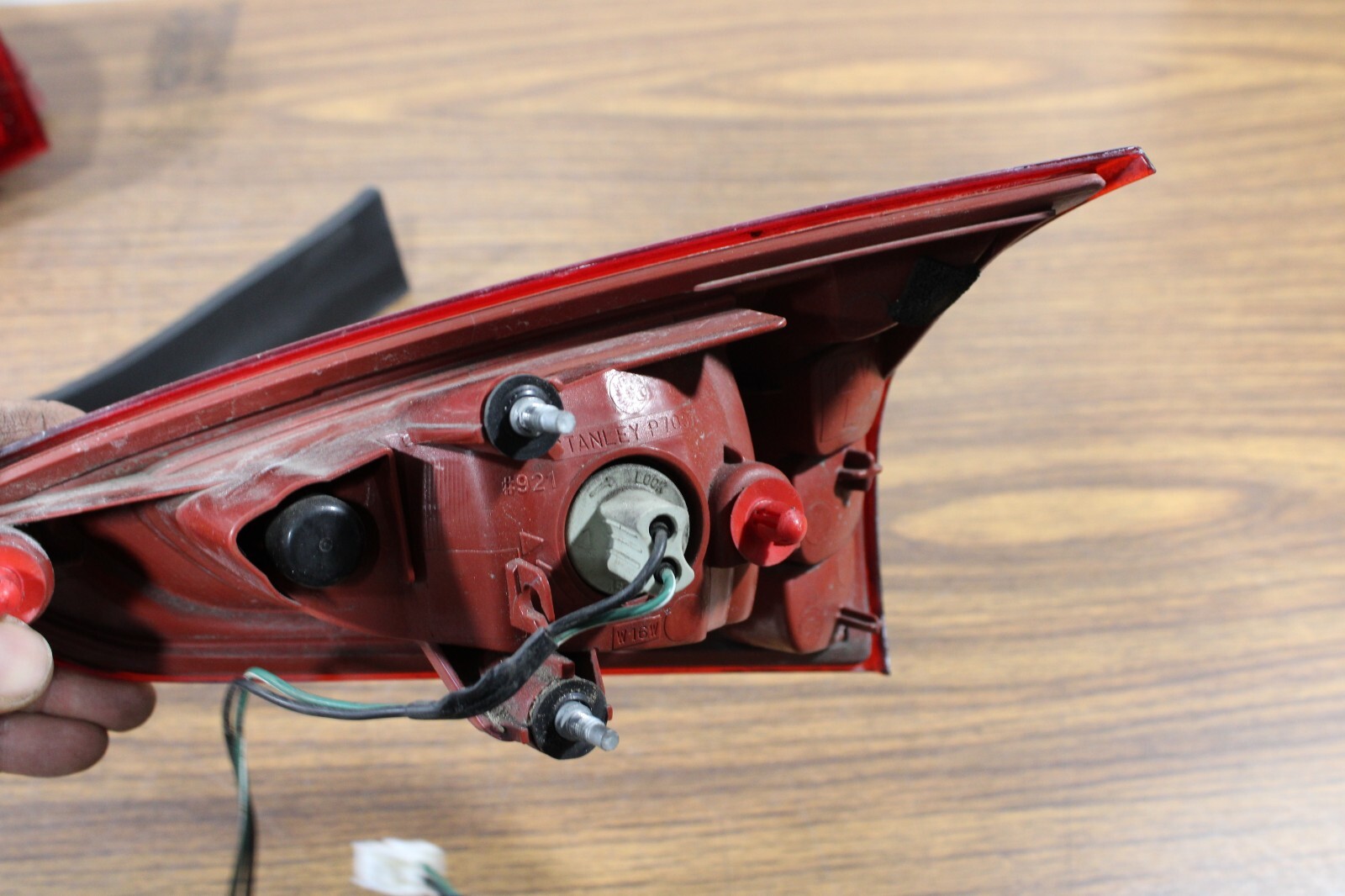 20142017 Infiniti QX50 LH Driver Side LED Tail Light W/Inner Assembly