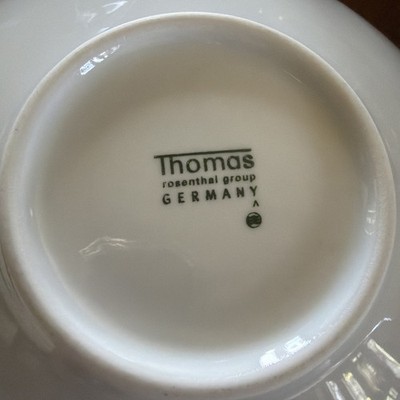All White/Concentric Rings by Thomas Rosenthal Pasta Bowl 8 in diameter Germany 
