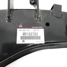 Genuine Mitsubishi Z16A 94-99 3000GT GTO Front Lower Right Control Arm MR162782 Foto 2 de 3