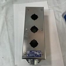 SQUARE D 9001 KYSS-3  Stainless Steel Control Push Button Station