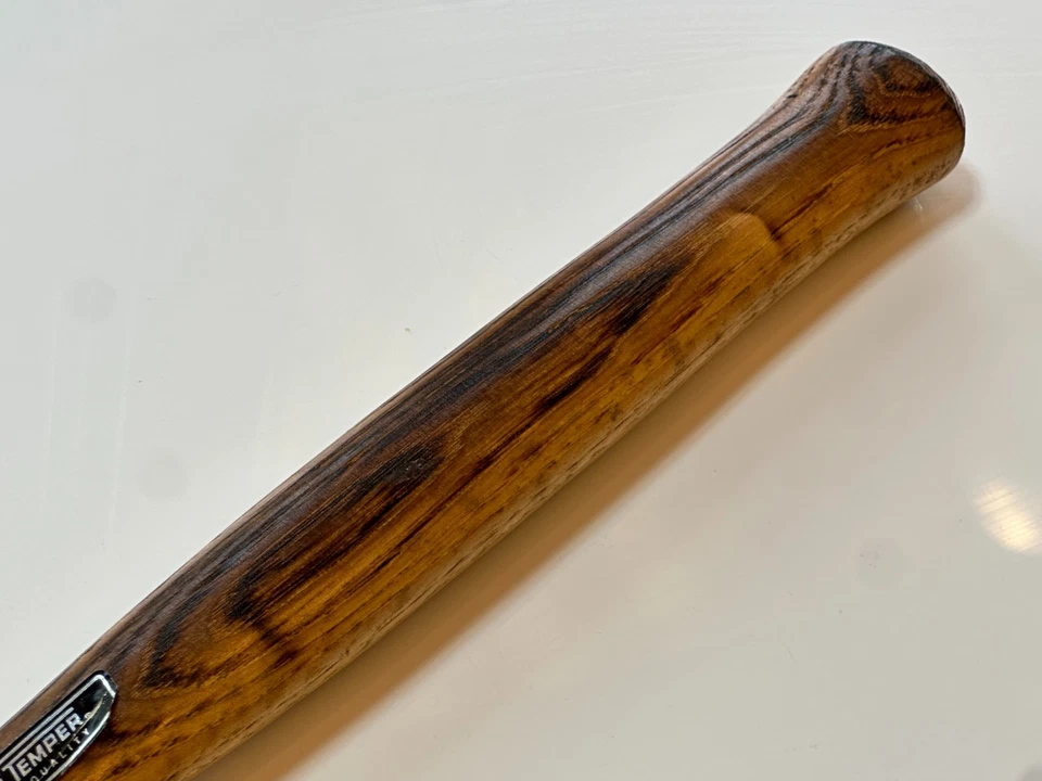 True Temper USA (NOS) S28RL Rip Claw Hammer w/ Deep Grain Wood Handle, Rare - Image 4 of 4