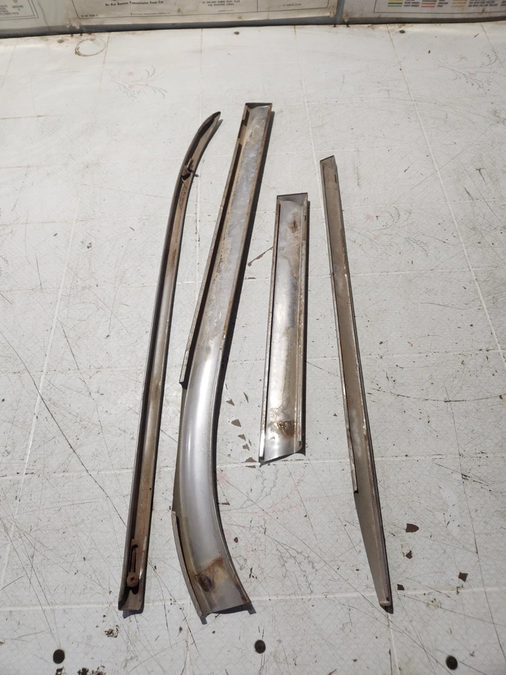 1958 Chevrolet Brookwood универсал полный драйвер отделка задней двери - Изображение 2 из 2