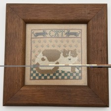 Vintage Embroidery Crewel Needlepoint Framed Cat Wall Hanging Decor