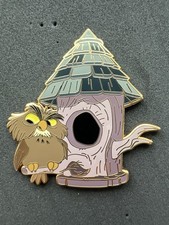 Disney FANTASY Pin - Sword In The Stone - Archimedes Pin