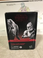 Star Wars 3.75  Black Series NIB - Phase 1 Clone Trooper & Super Battle Droid